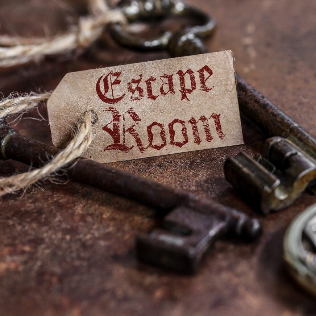 escape room (fond rouille, une étiquette)